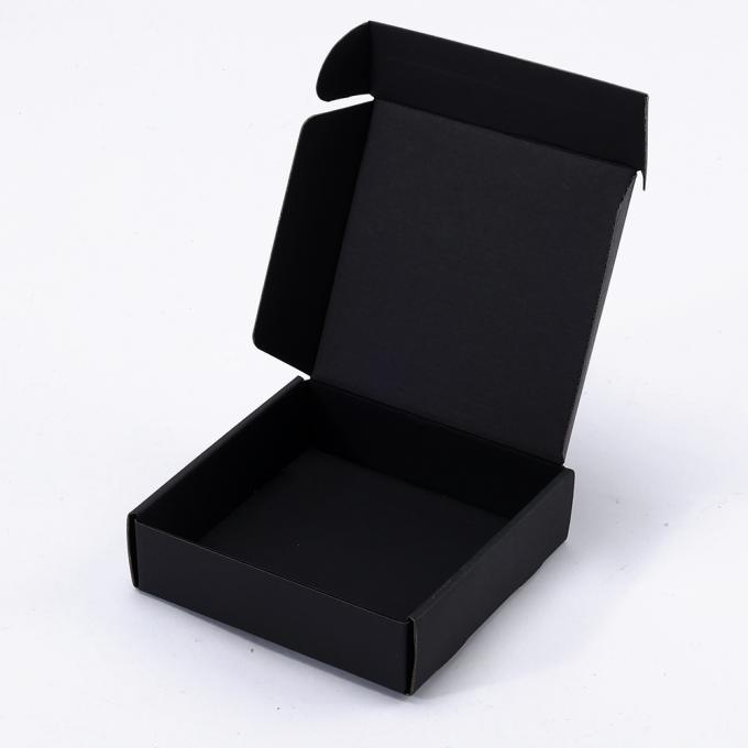 Caixas de envio de papel corrugado preto fosco para calçados de roupa interior Caixa de correio de presente dobrável 6